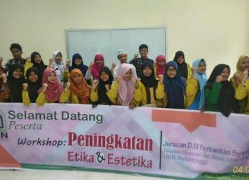 Workshop Peningkatan Etika dan Estetika Mahasiswa Jurusan D3 Perbankan Syariah 2017